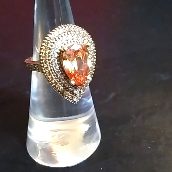 Pear Shape Honey Topaz Embellished Oval two-tone 14k RG - Picture 12 of 16